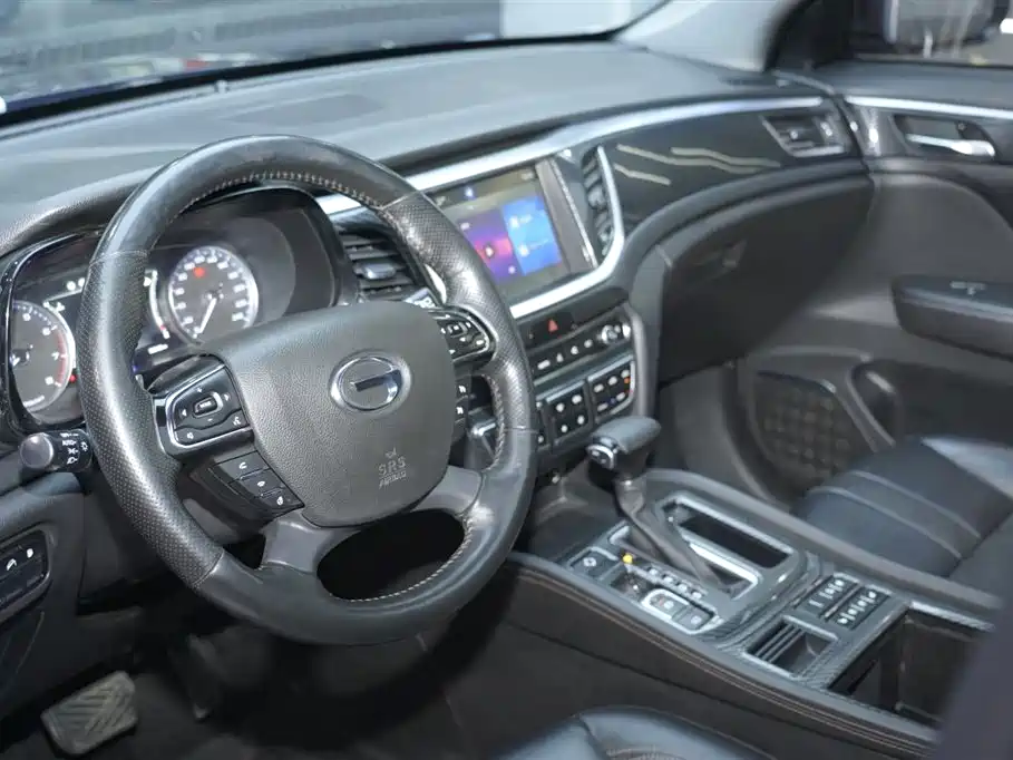 GAC Trumpchi Trumpchi GS7 2017 320T 2WD Luxury Smart Connect фото 12