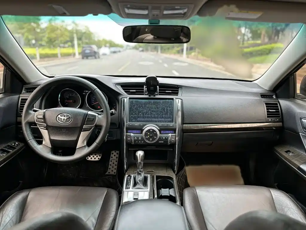 Toyota Reiz 2015 2013 2.5V Elite Edition