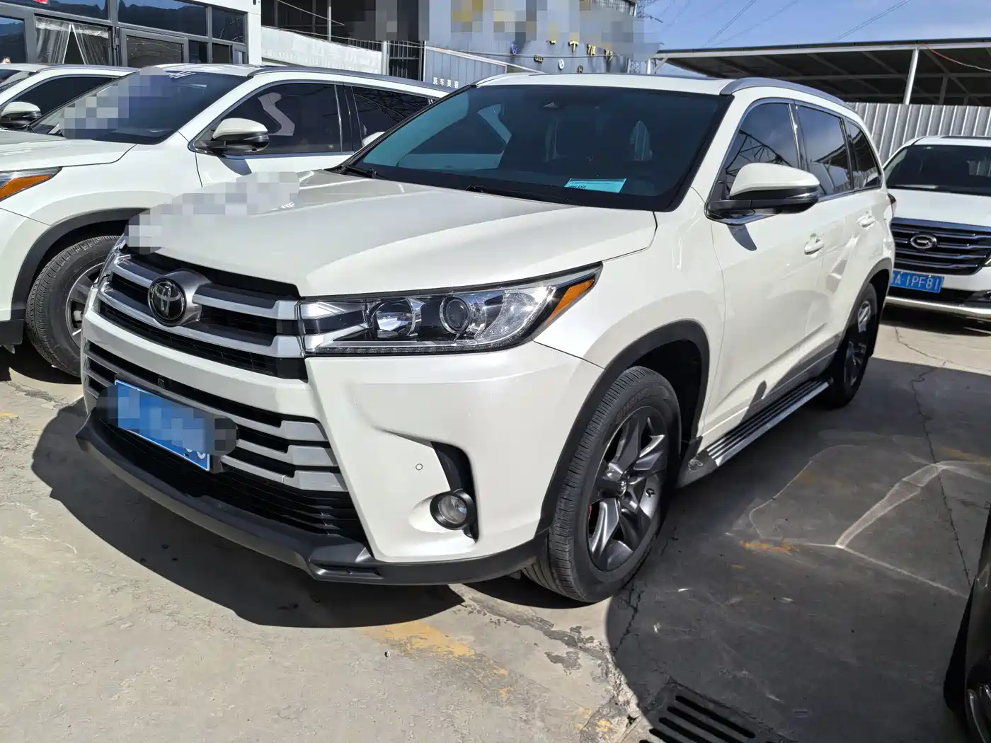 TOYOTA HIGHLANDER