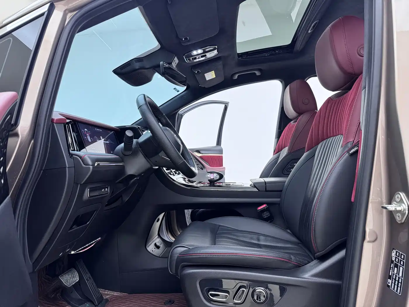 GAC Trumpchi Trumpchi M8 2023 Master Series Dual Hybrid Flagship Edition фото 7