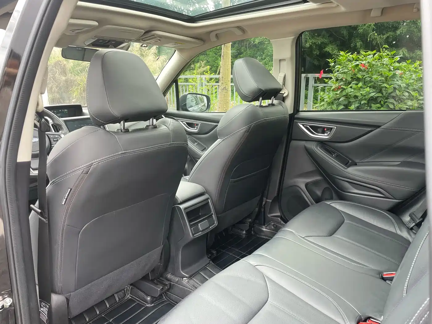 Subaru Forester 2019 2.0i Luxury Edition EyeSight фото 17