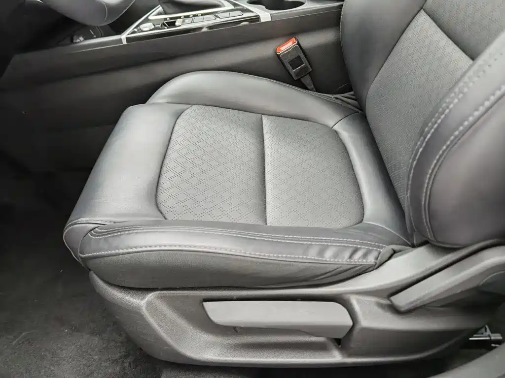 Photo 20 - Changan Eado