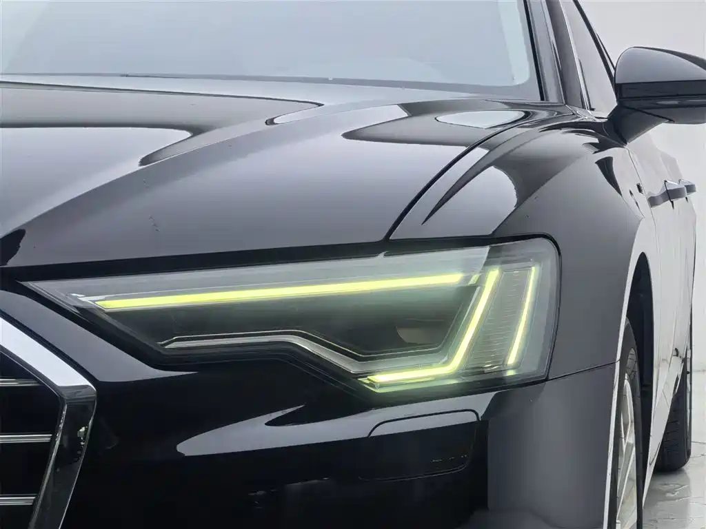 Audi A6L 2019 40 TFSI Luxury Elegance фото 13