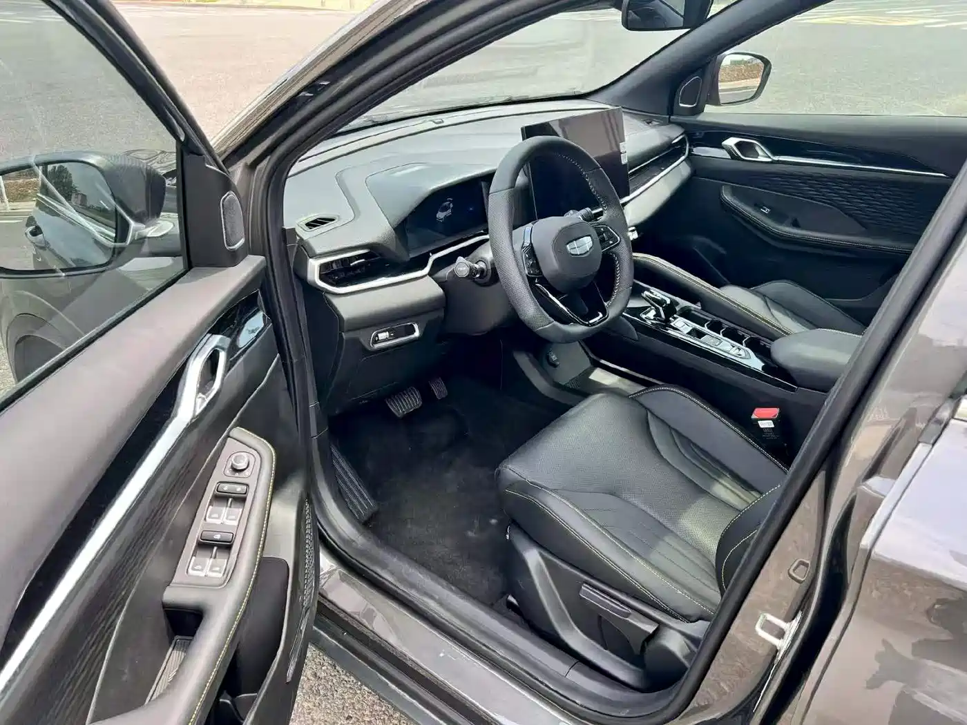 GEELY AUTOMOBILE BINYUE