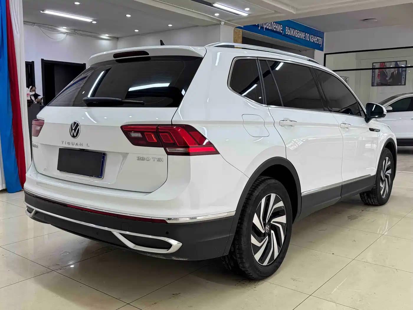 Volkswagen Tiguan L 2023 280TSI 2WD Trend Limited Edition фото 6