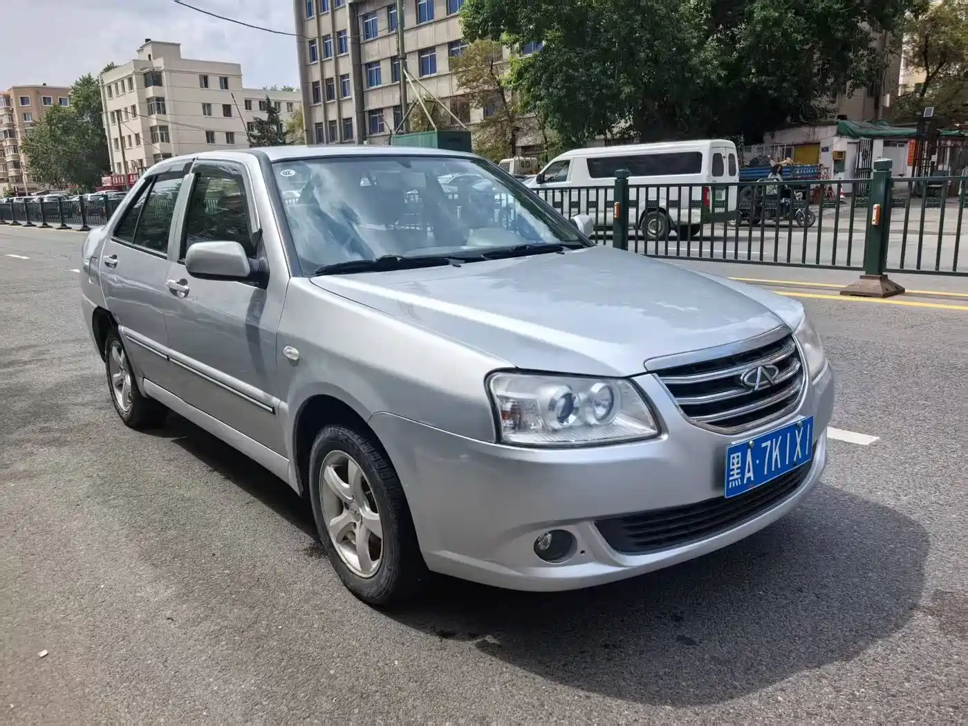 Chery Cloud 2 2012 2012 1.5L Manual Standard