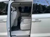Фото 6 - Roewe iMAX8 EV