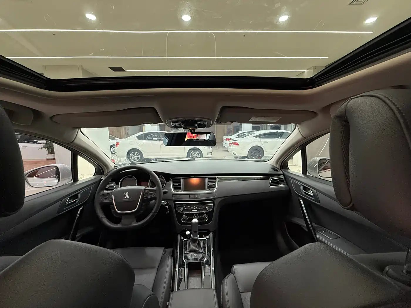 Peugeot 508 2015 1.6THP Auto Excellence Edition фото 4
