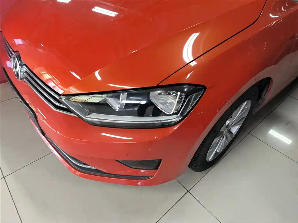 Volkswagen Golf Sportsvan 2016 230TSI Automatic Progressive фото 18
