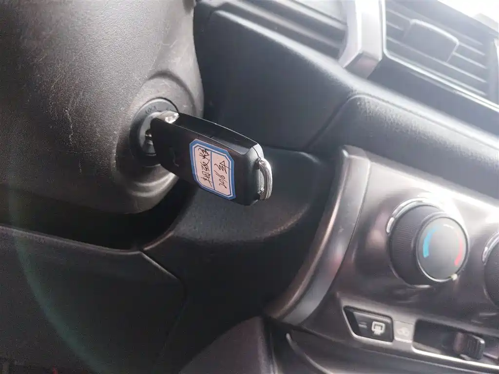 Toyota YARiS L Zhi Xuan 2014 1.3E Automatic Charming Edition фото 9