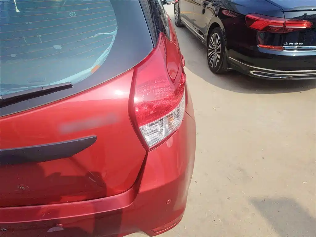 Toyota YARiS L Zhi Xuan 2014 1.3E Automatic Charming Edition фото 8