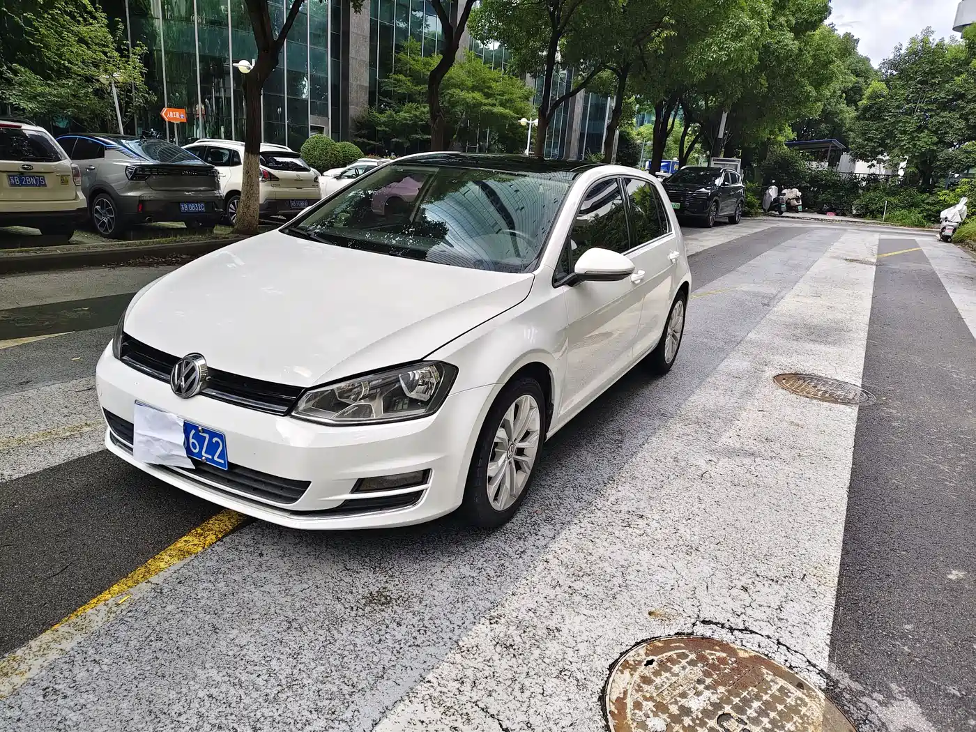 Фото 2 - Volkswagen Golf