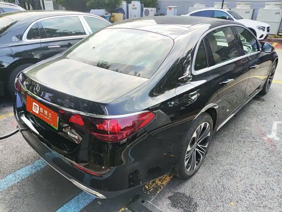 Mercedes-Benz E-Class New Energy 2024 2024 E 350 e L Plug-in Hybrid Sedan