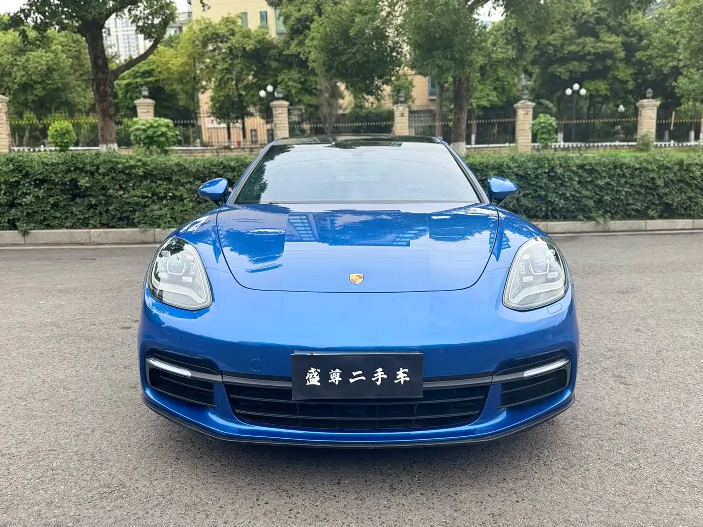 Фото 2 - Porsche Panamera
