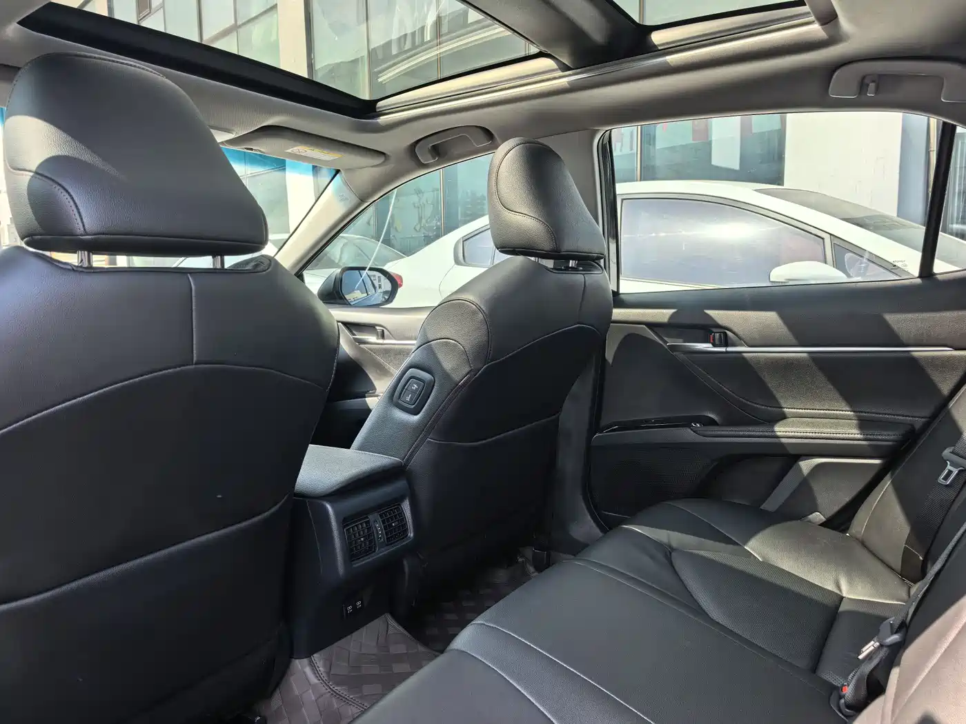 Toyota Camry 2019 2.5G Luxury (China V) фото 11