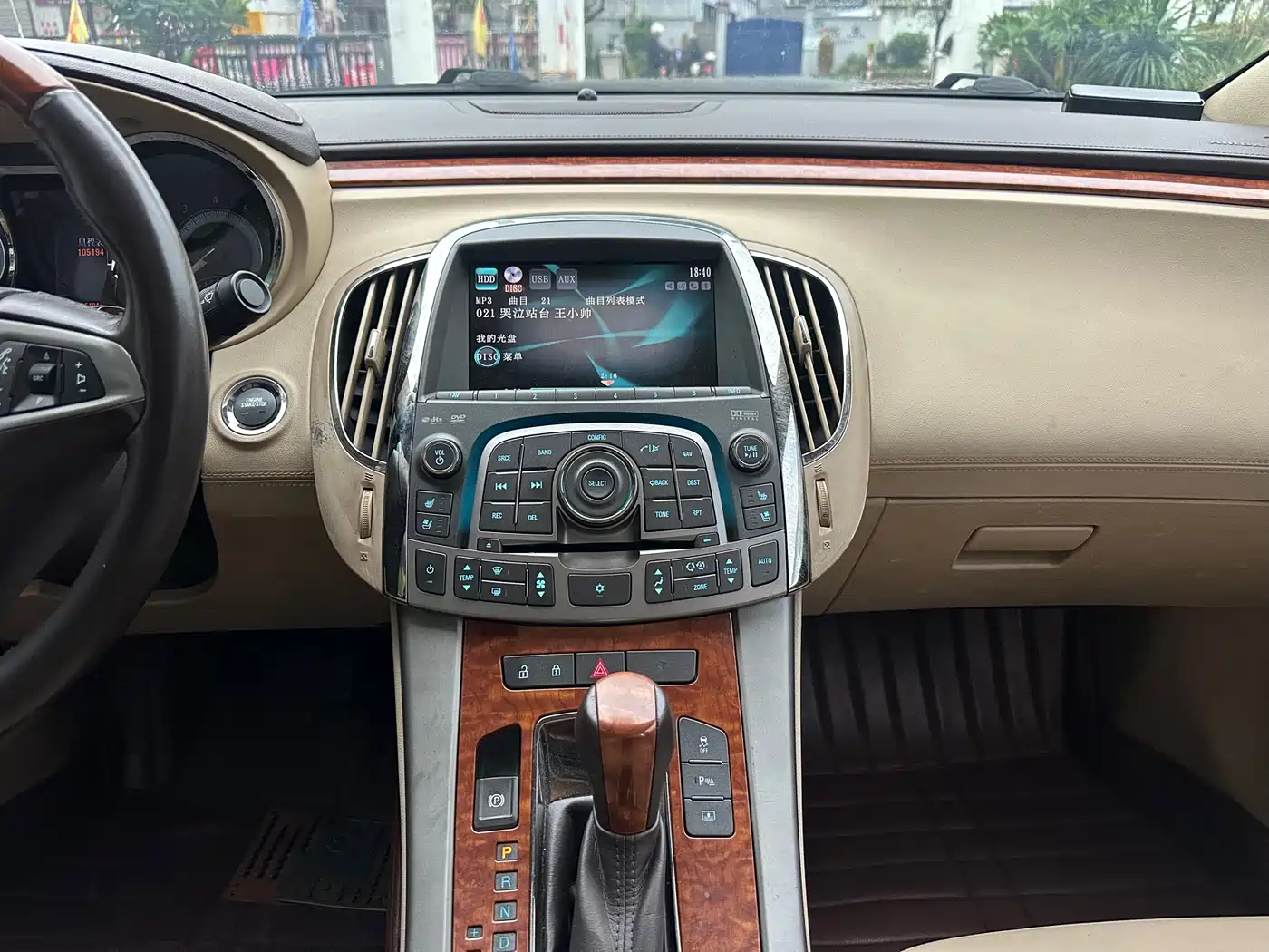 Buick LaCrosse 2010 2.4L Luxury фото 19