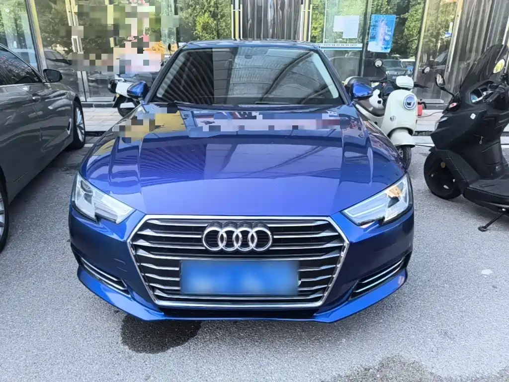 Photo 3 - Audi A4L