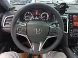 Фото 11 - Honda UR-V