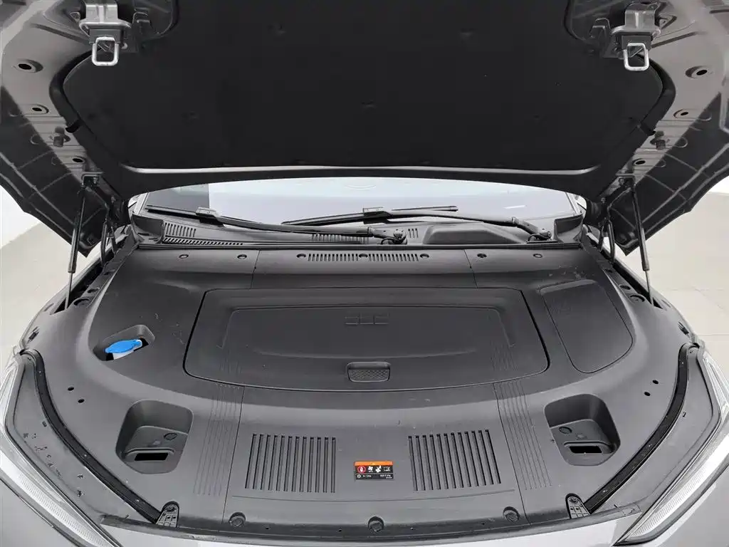 GEELY GALAXY GALAXY E8