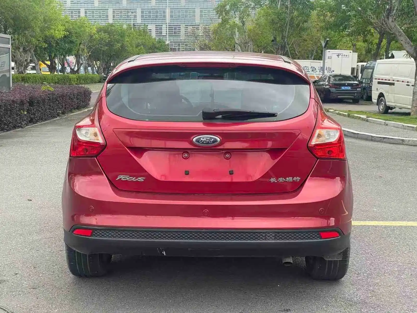 Фото 11 - Ford Focus