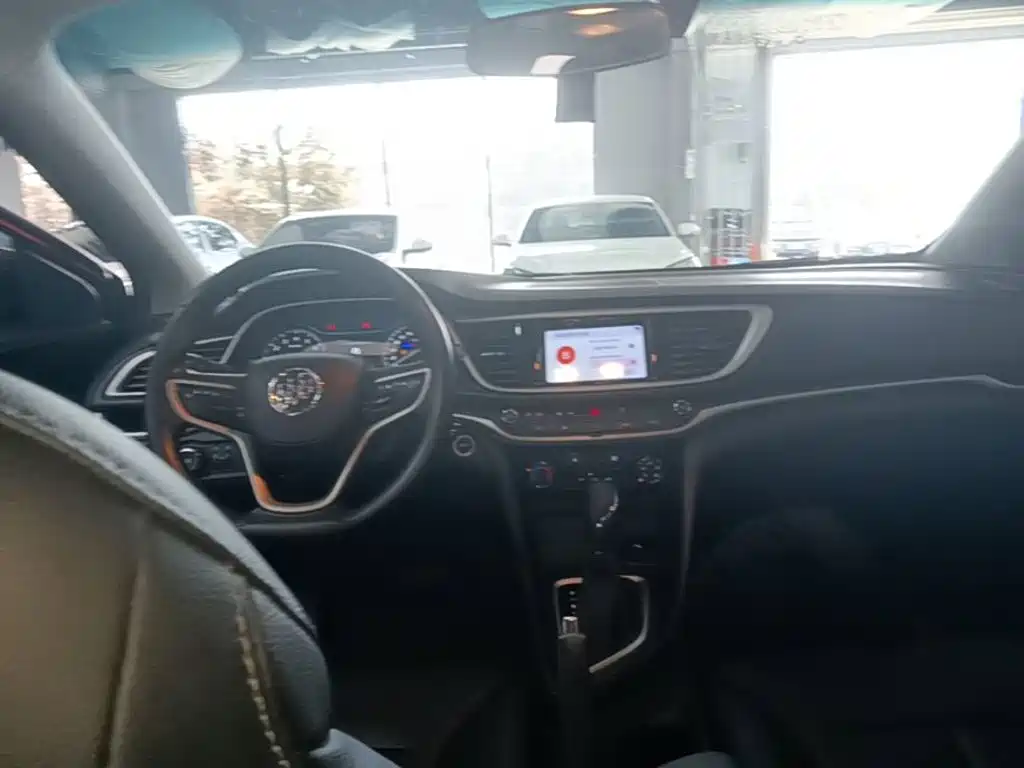 Фото 10 - Buick Excelle