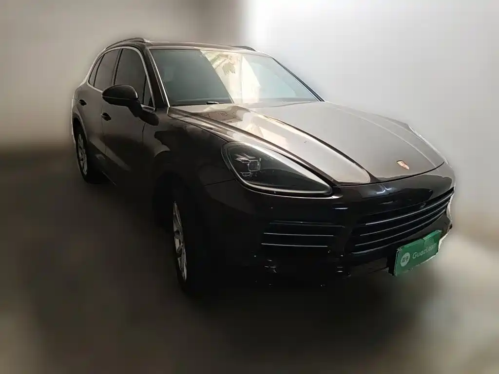 Фото 24 - Porsche Cayenne