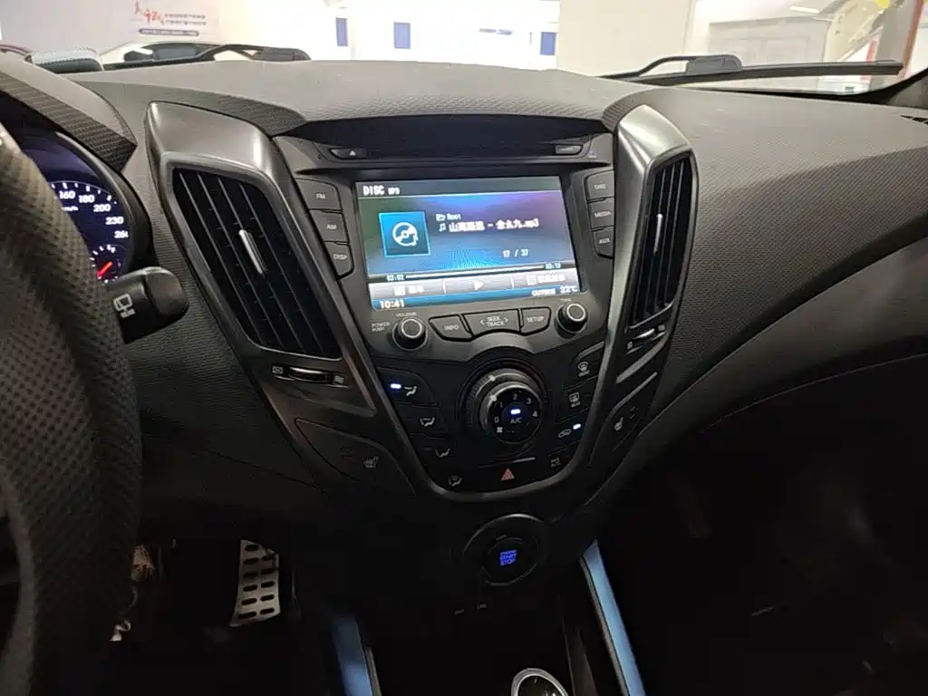 Hyundai Veloster 2016 2015 1.6T Automatic Luxury Edition