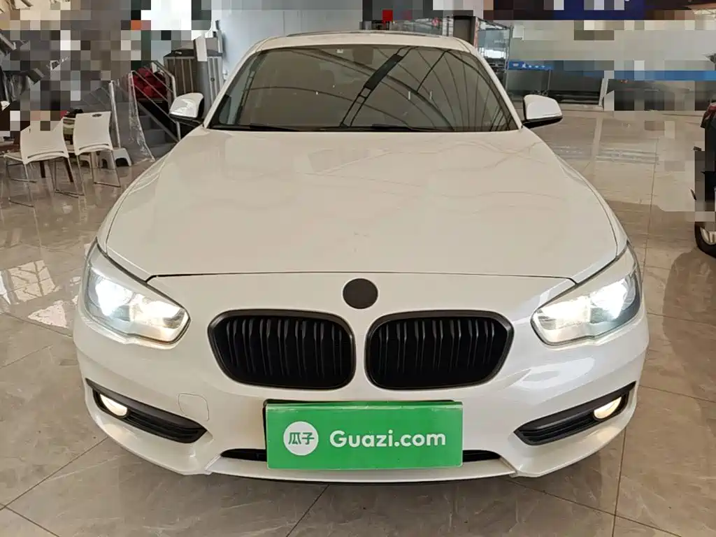 BMW 1 Series (Import) 2017 2016 120i Leading Model