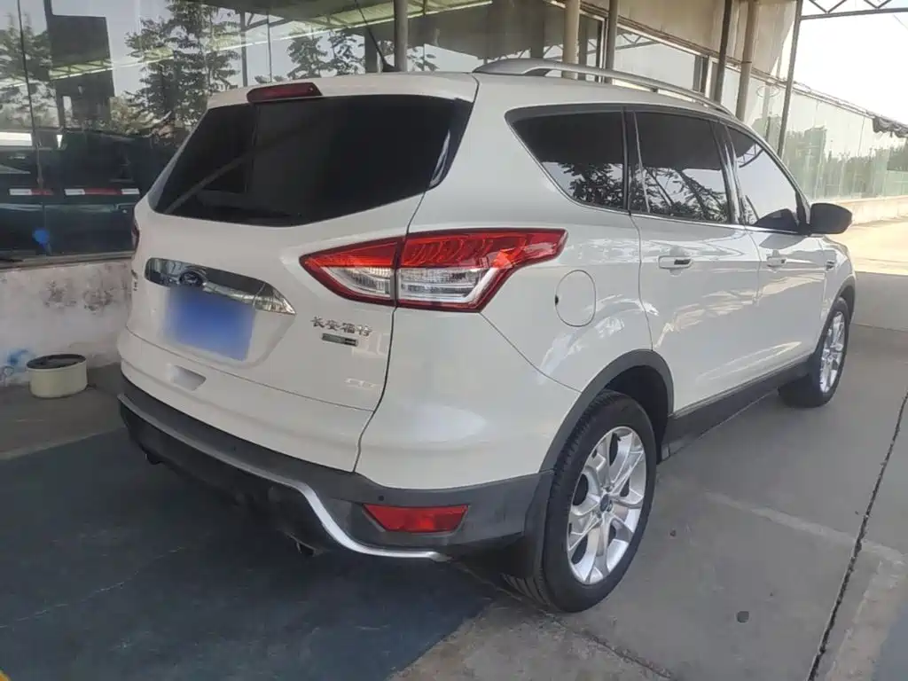 Ford Kuga 2016 2015 2.0L GTDi 4WD Sport