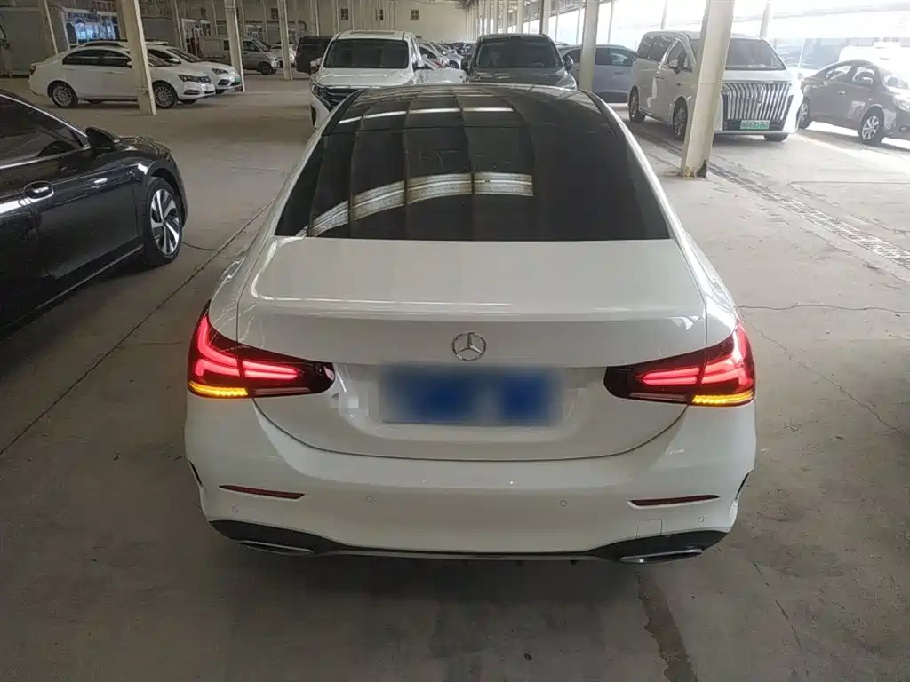 MERCEDES-BENZ CLASS A