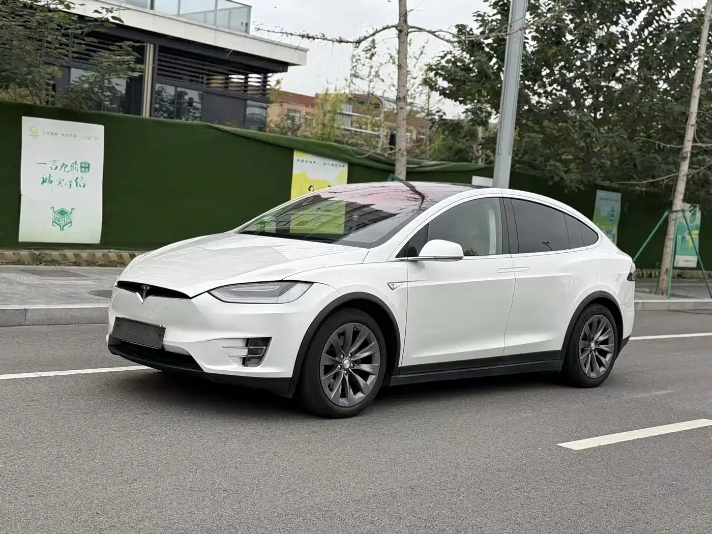 Tesla Model X 2016 2016 Model X 90D
