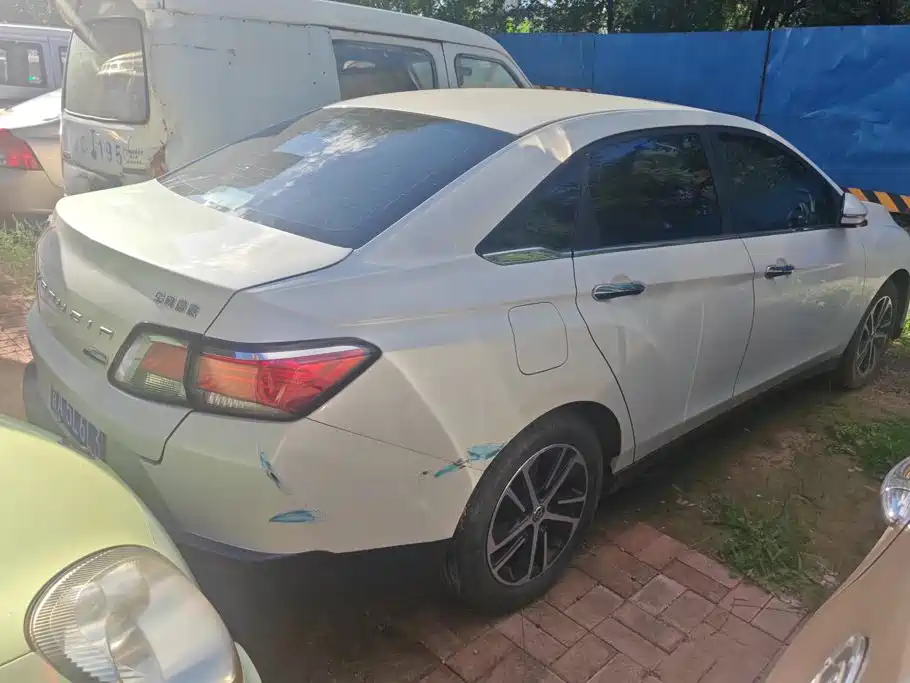 Venucia D60 2018 2018 1.6L CVT Smart Elite Edition