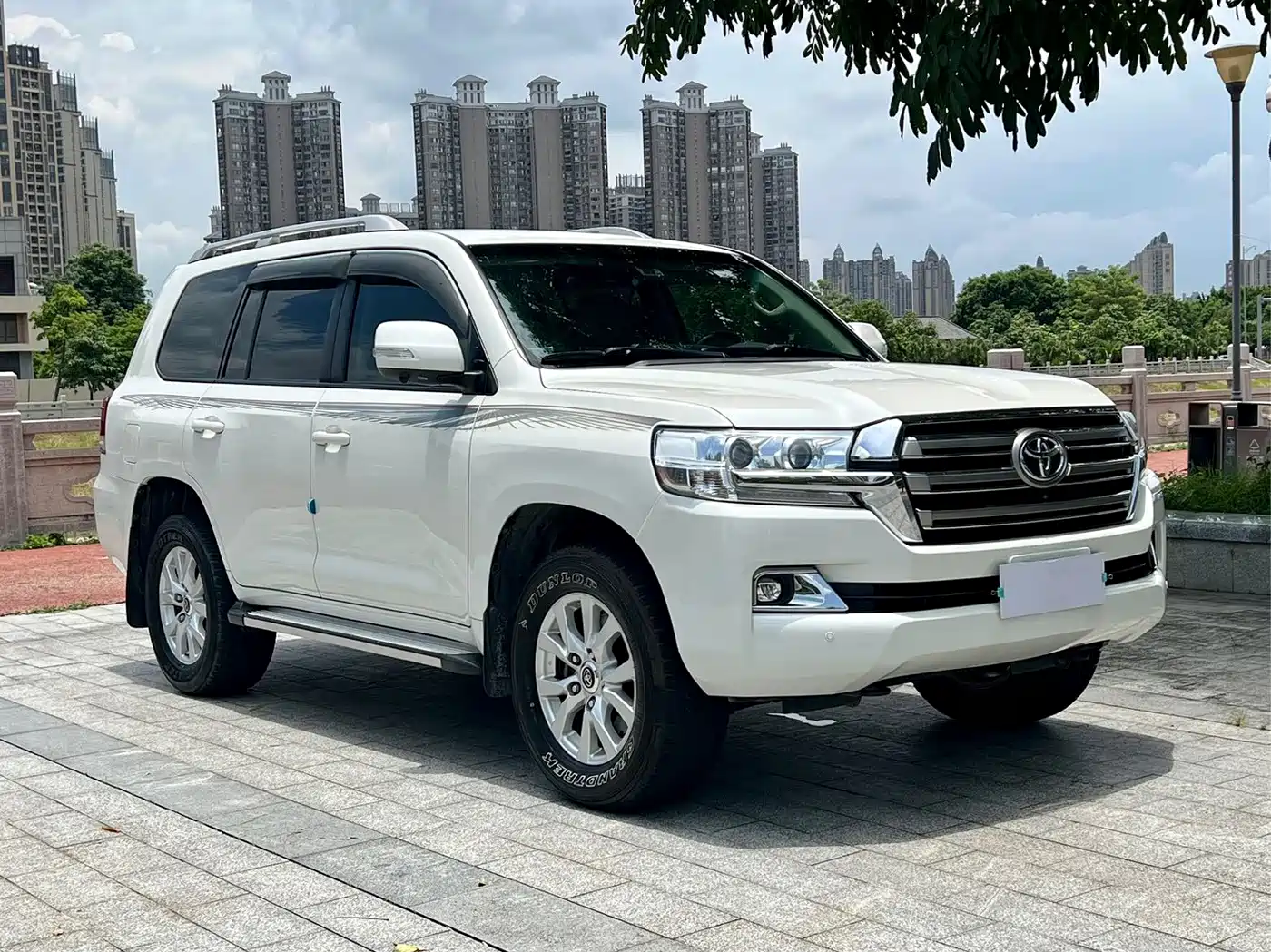 Toyota Land Cruiser (Import) 2018 2015 4.0L V6 Middle East Limited Edition