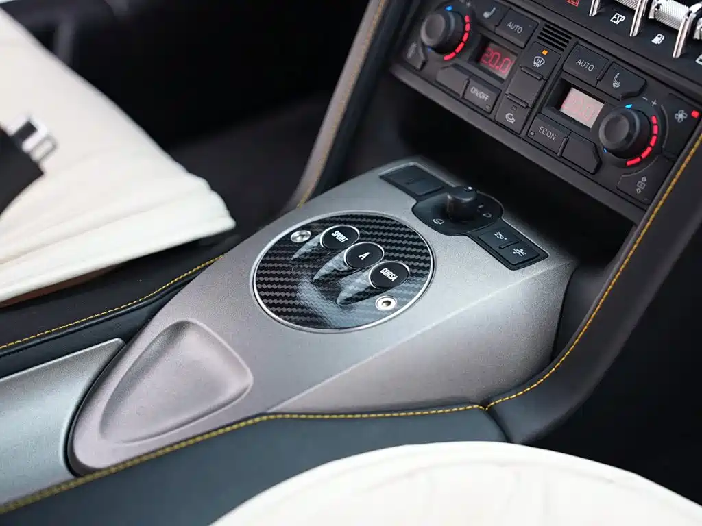 Lamborghini Gallardo 2010 2011 Lamborghini Gallardo LP 560-4 Bicolore
