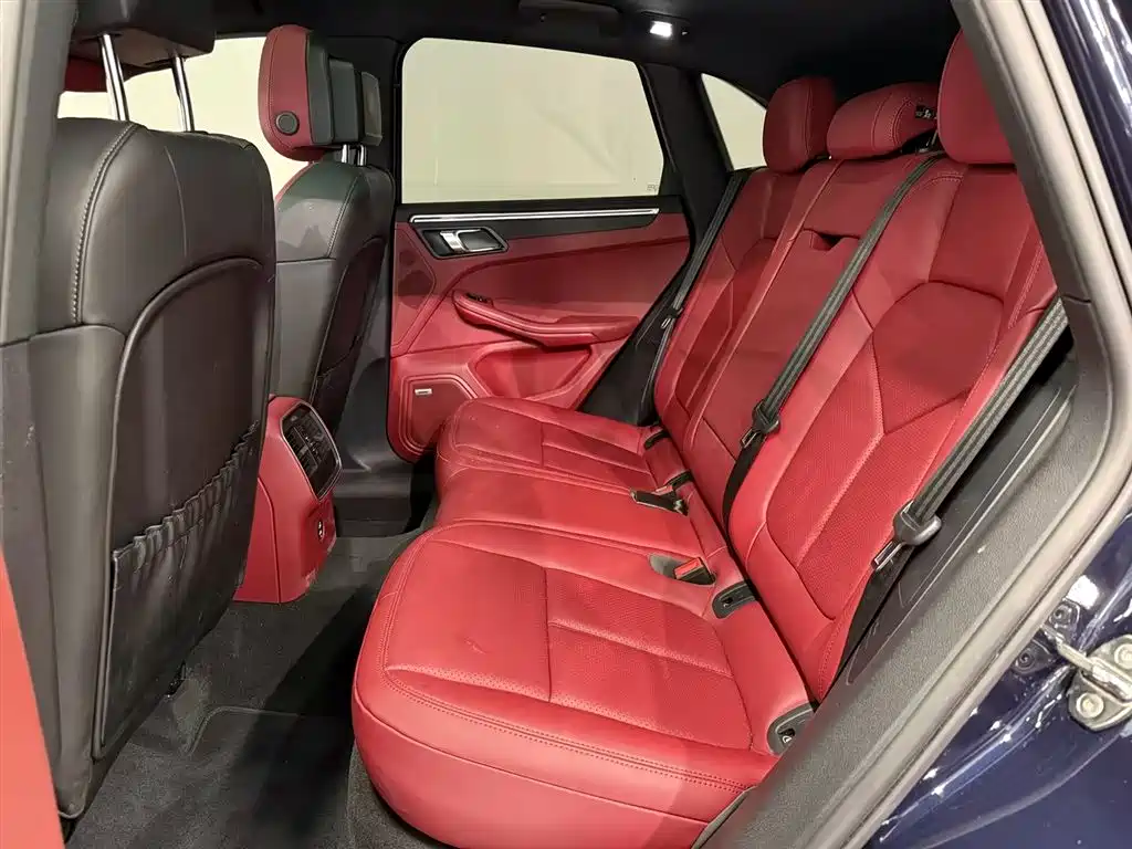 Porsche Macan 2022 Macan T 2.0T фото 11