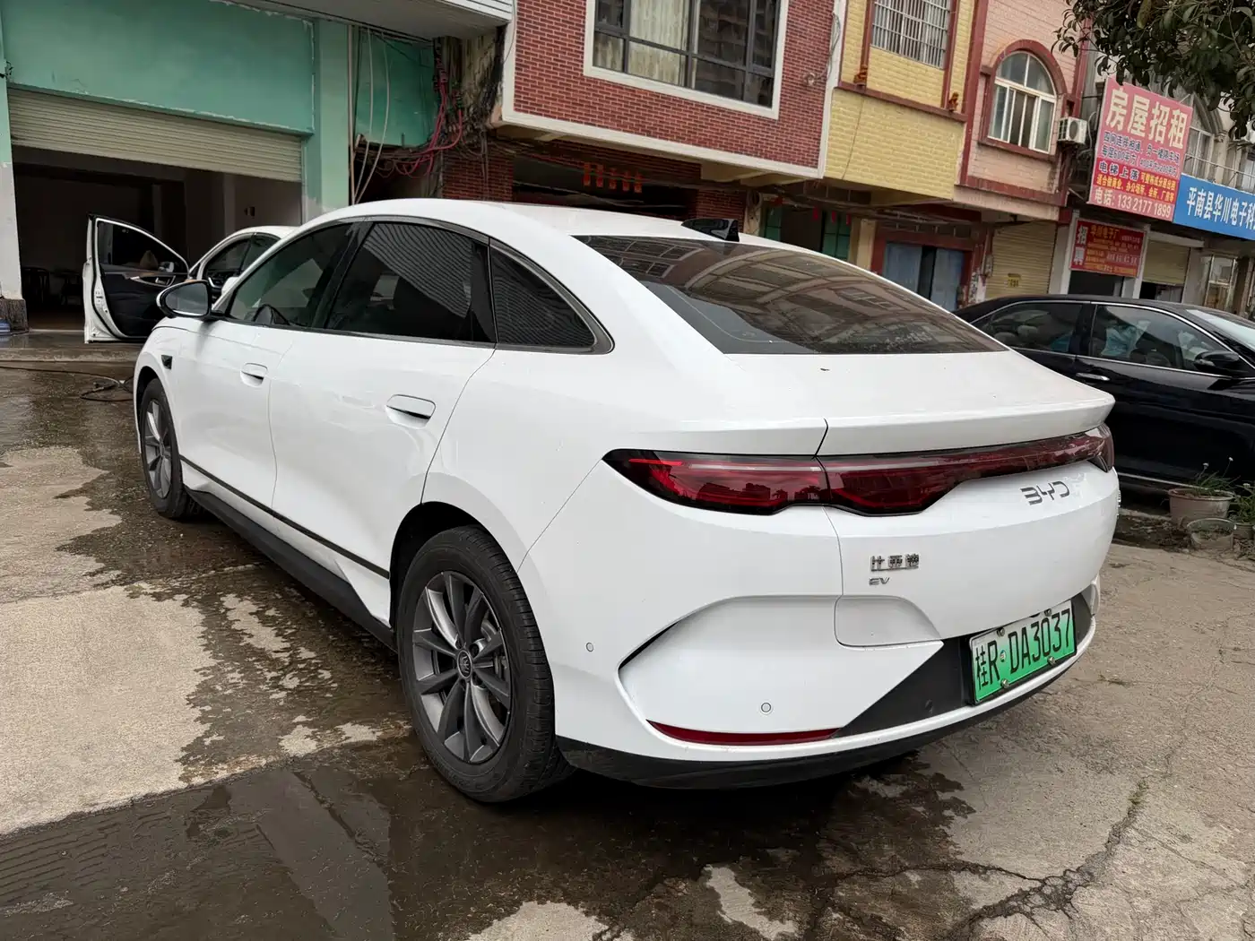 BYD QIN L