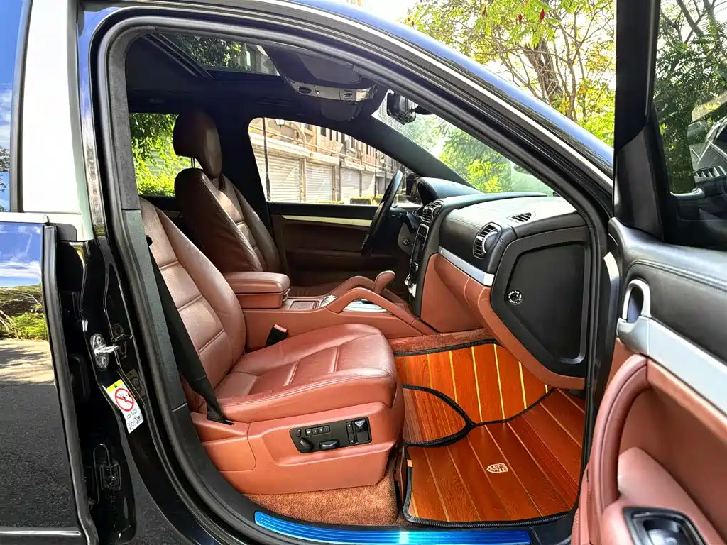 Фото 15 - Porsche Cayenne