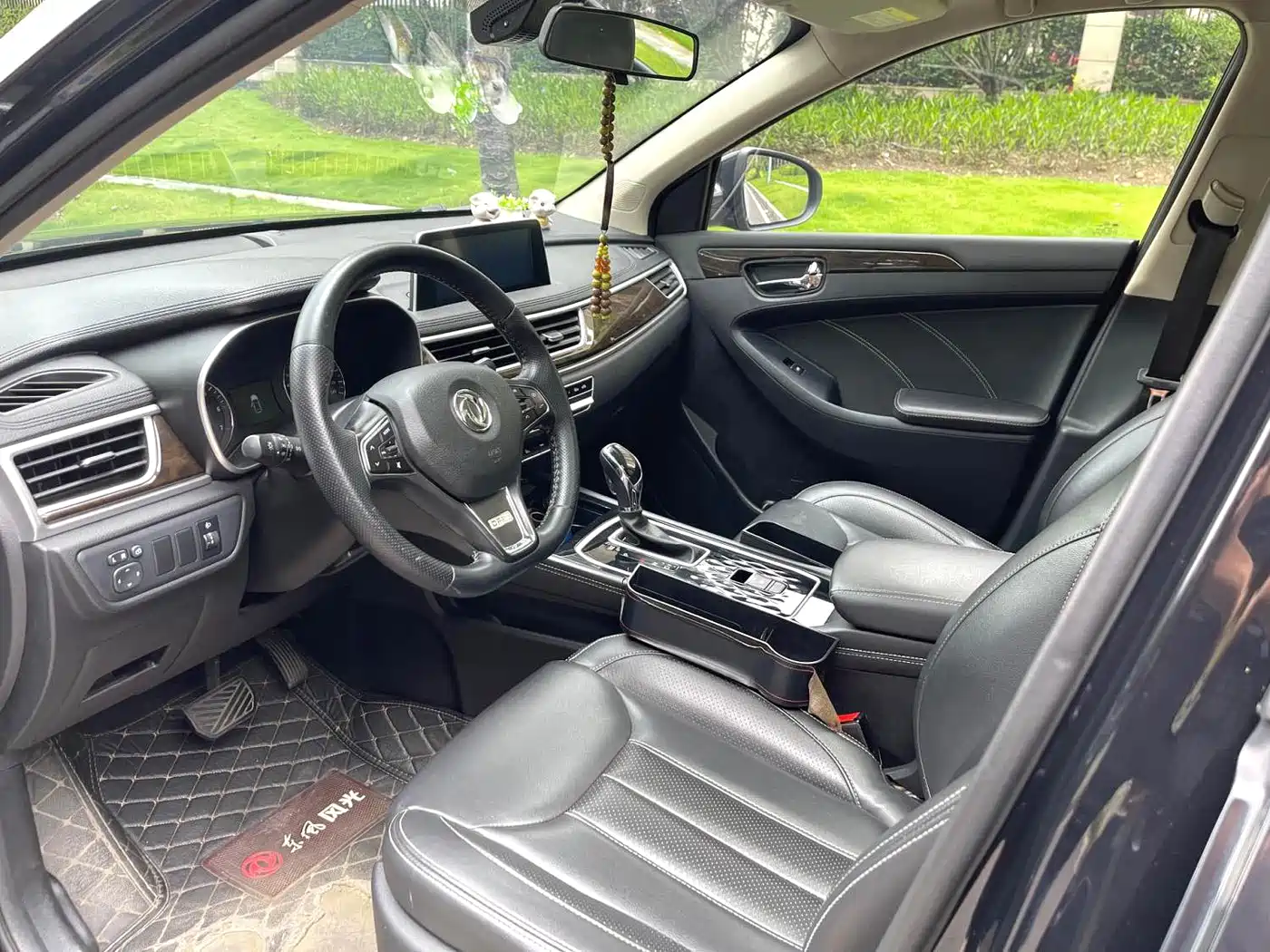 Dongfeng Fengguang Fengguang 580 2020 2020 1.5T CVT Luxury
