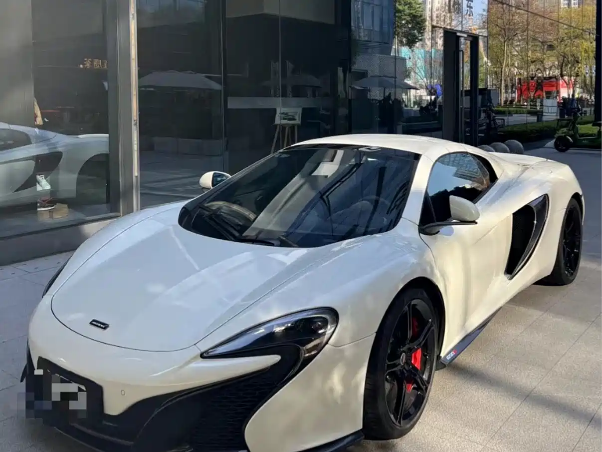 McLaren 650S, 2016 год