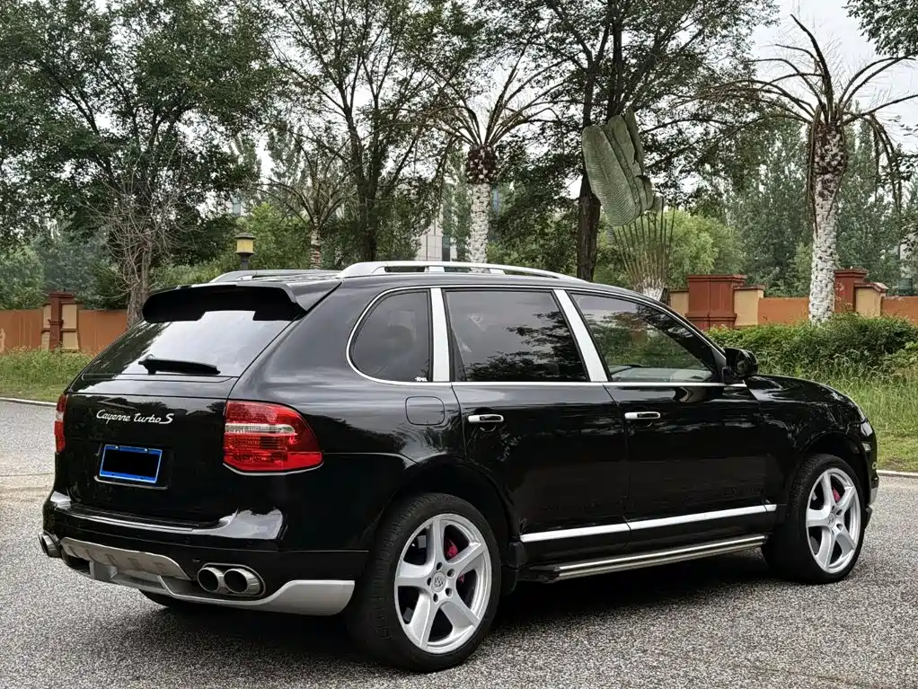 Фото 18 - Porsche Cayenne