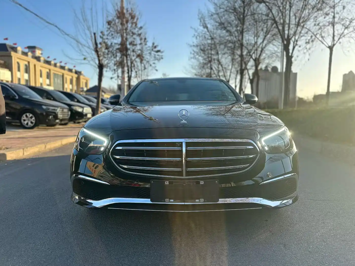 Mercedes-Benz E-Class 2022 E 300 L Luxury фото 2