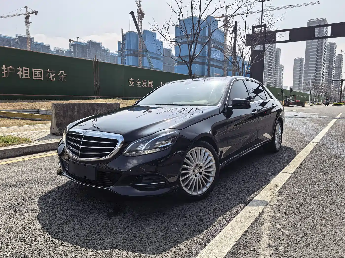 Mercedes-Benz E-Class 2015 E 200 L