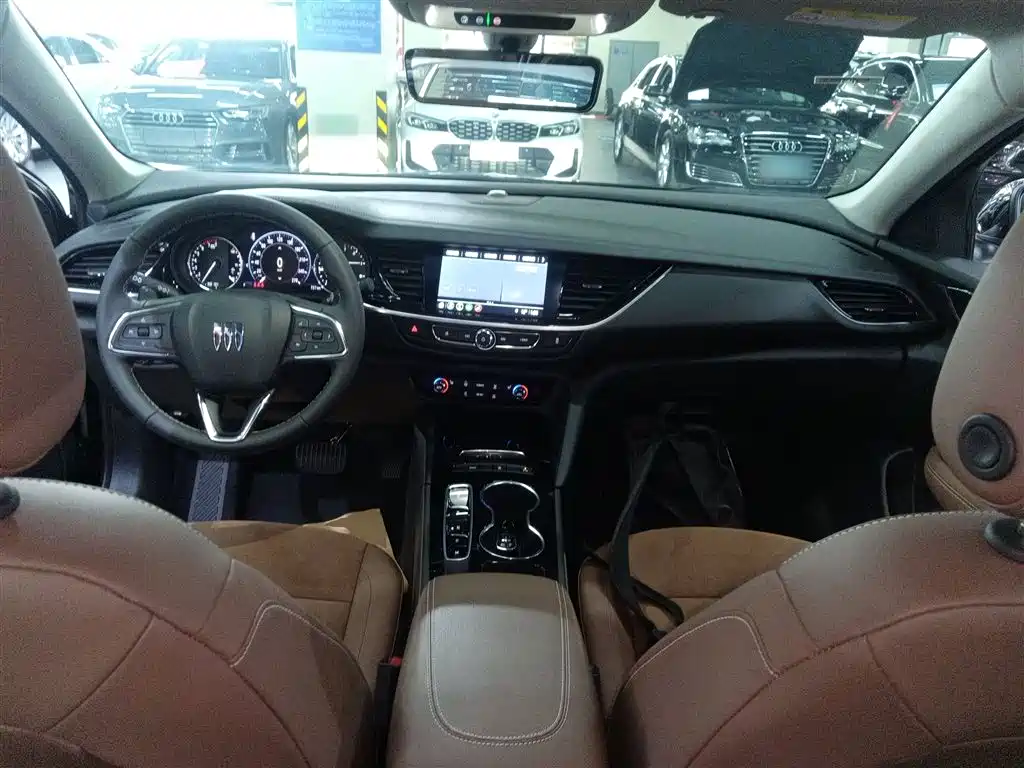 BUICK REGAL