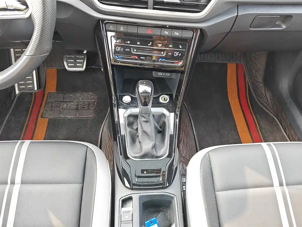 Volkswagen T-ROC 2023 300TSI DSG 2WD Starlight Edition фото 10