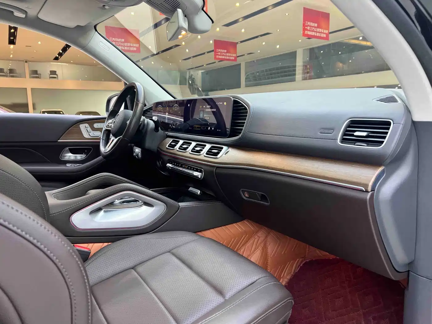 Mercedes-Benz GLE 2020 Facelift GLE 350 4MATIC Luxury фото 19
