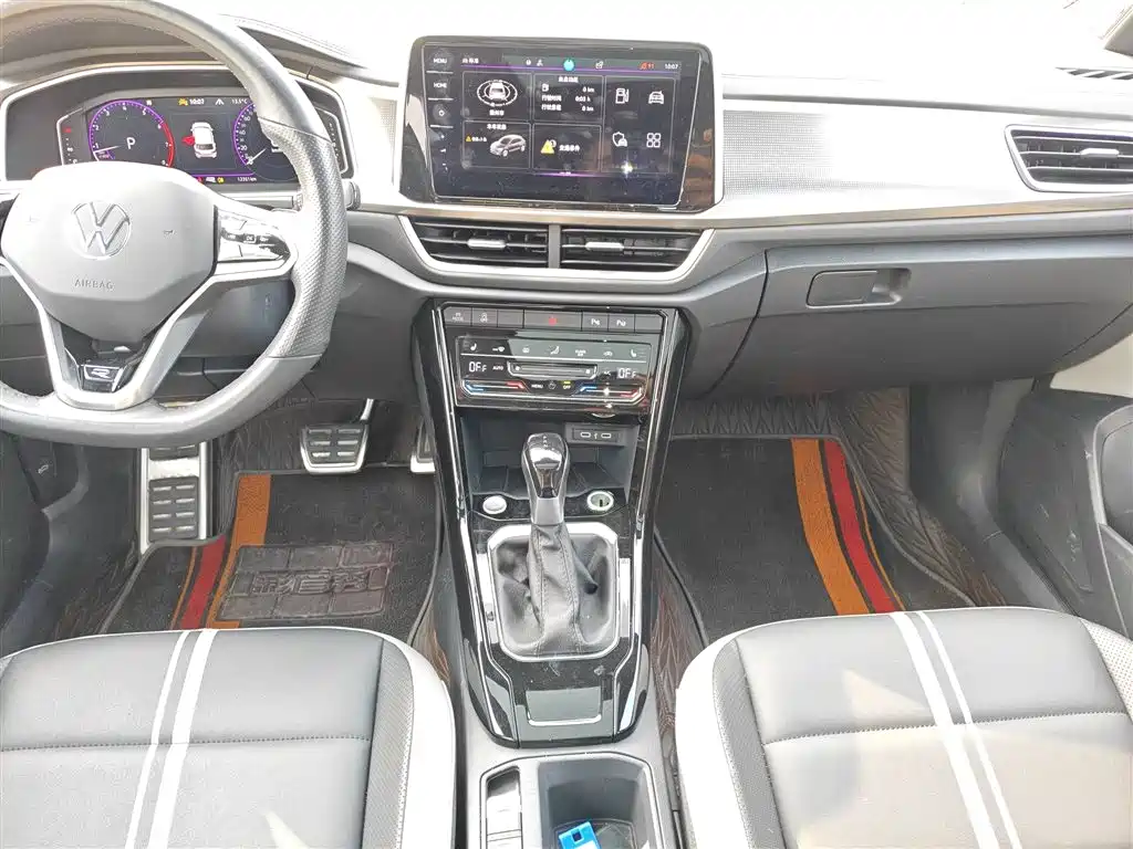 Volkswagen T-ROC 2023 300TSI DSG 2WD Starlight Edition фото 9