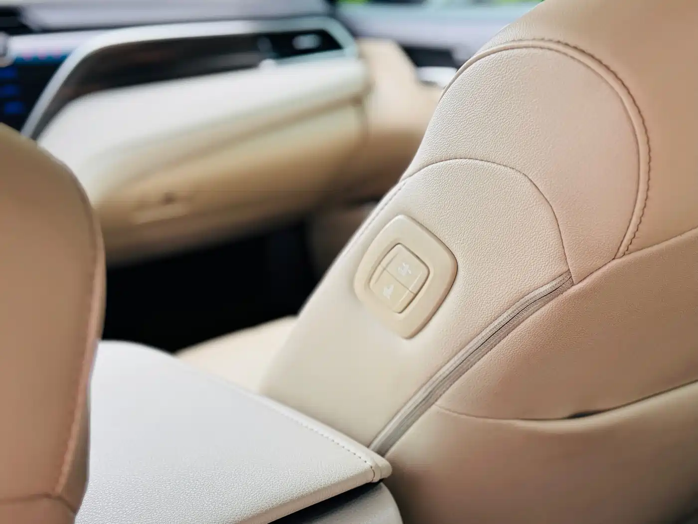 Toyota Camry 2019 2.0G Luxury (China V) фото 24