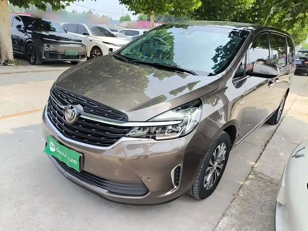 Фото 2 - Buick GL8