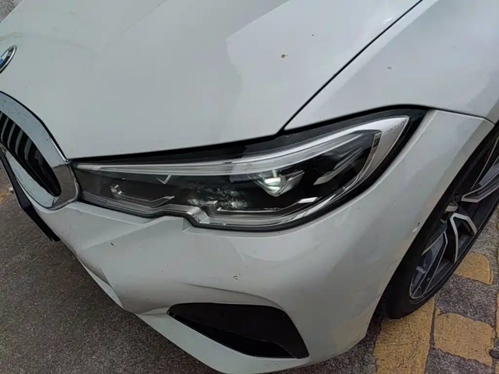 Фото 24 - BMW 3 Series