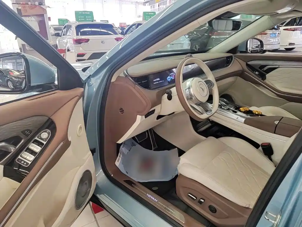 Voyah Free 2022 2021 AWD Standard Range Extender Exclusive Luxury Package